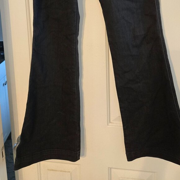 Chico's Platinum - Size 1 - Stretch/Pull on pant - Elastic waist - Boot cut - Picture 5 of 5